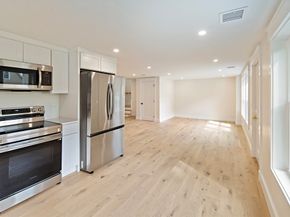 26 Maple St, Northborough MA 01532