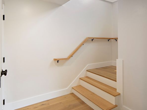 26 Maple St, Northborough MA 01532