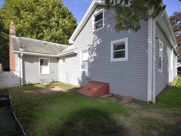 164 Warren Ave, Whitman MA 02382
