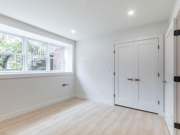 84 Winthrop Rd, Brookline MA 02445