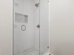 587 E Broadway 3, Boston MA 02127