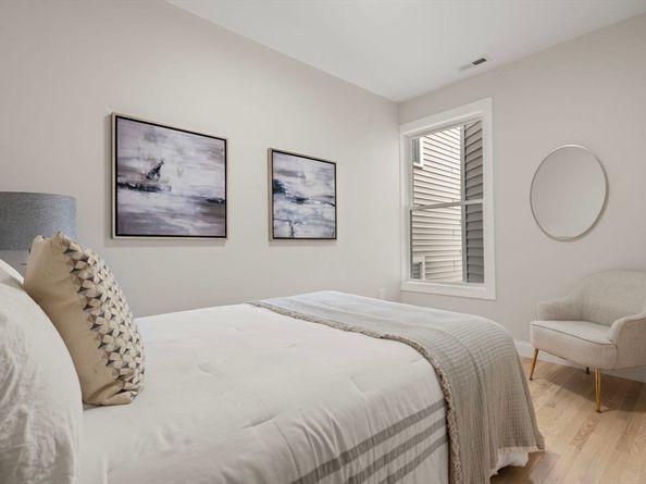 587 E Broadway 3, Boston MA 02127