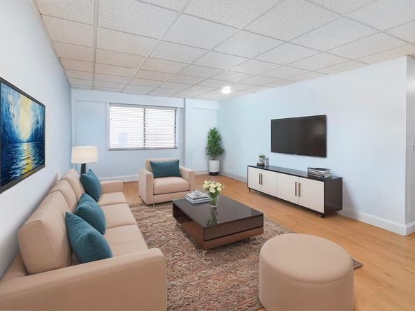111 Foster 416, Peabody MA 01960