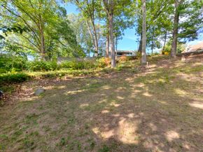 26 Mildred Ave, Worcester MA 01603
