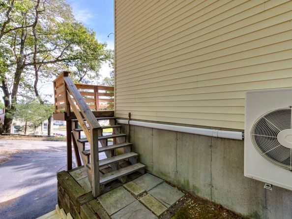 26 Mildred Ave, Worcester MA 01603