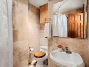 161 Hamilton St 161, Cambridge MA 02139