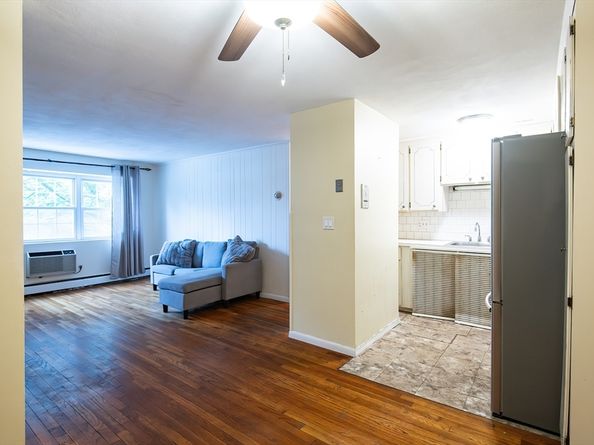 7 Cass St 6, Boston MA 02132