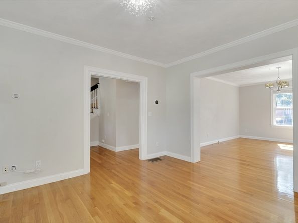 66 Webster St 66, Newton MA 02465