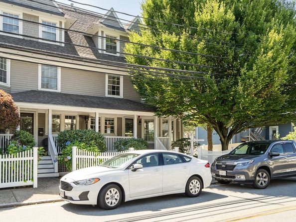 66 Webster St 66, Newton MA 02465