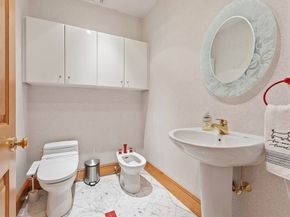 16 Solomon Pierce Rd, Lexington MA 02420