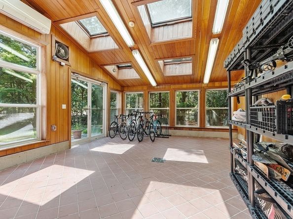 16 Solomon Pierce Rd, Lexington MA 02420