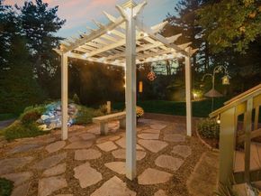 198 South Street, Northborough MA 01532