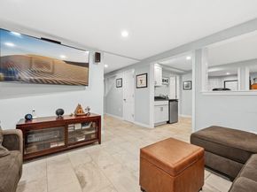 198 South Street, Northborough MA 01532