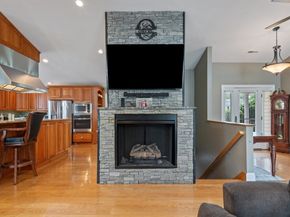 137 Main St, Oxford MA 01540