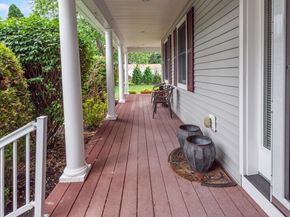 137 Main St, Oxford MA 01540