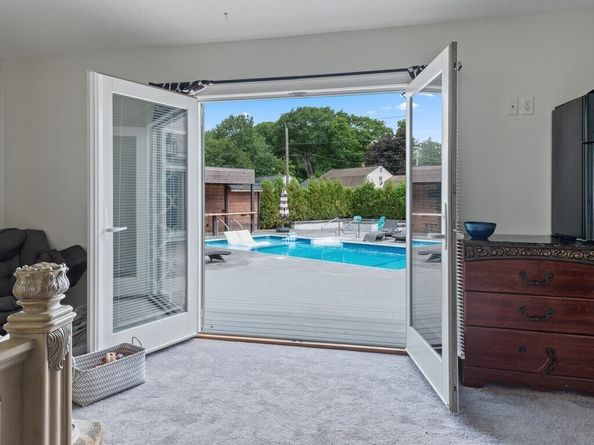 137 Main St, Oxford MA 01540