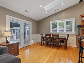 137 Main St, Oxford MA 01540