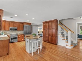 106 Quail Run, Marshfield MA 02050