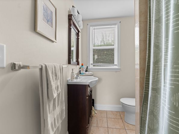 79-81 Vernon St, Waltham MA 02453