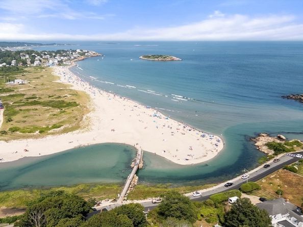 6 Rio Drive, Gloucester MA 01930