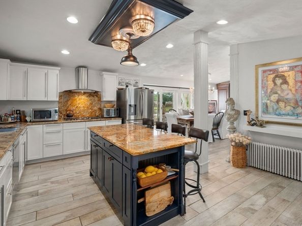 6 Rio Drive, Gloucester MA 01930