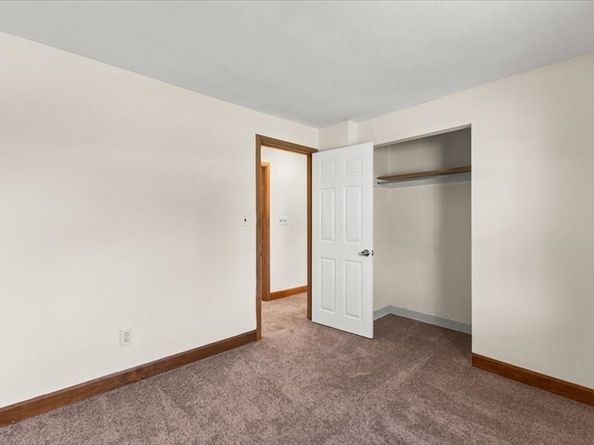 9 Massachusetts Ave, Brockton MA 02302