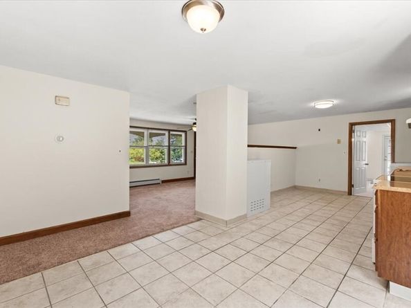 9 Massachusetts Ave, Brockton MA 02302