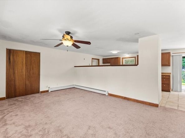 9 Massachusetts Ave, Brockton MA 02302