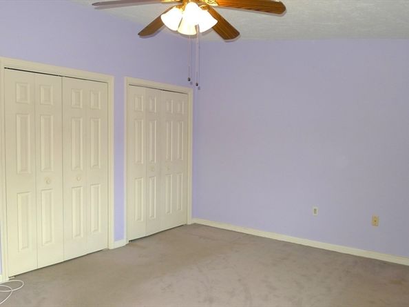 8 Ledgewood Way 17, Peabody MA 01960
