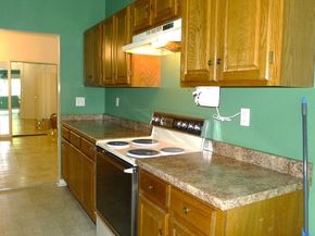 8 Ledgewood Way 17, Peabody MA 01960