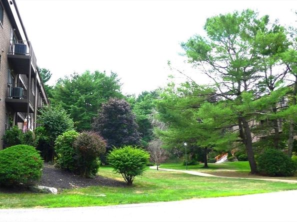 8 Ledgewood Way 17, Peabody MA 01960