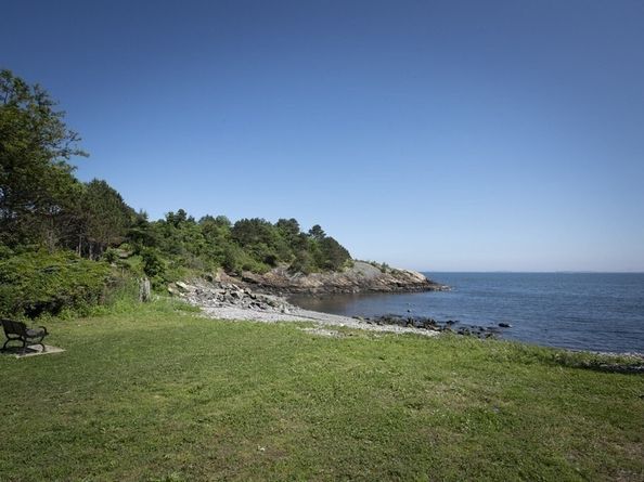 150 Bass Point Rd 150, Nahant MA 01908