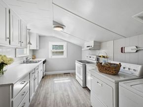 150 Bass Point Rd 150, Nahant MA 01908