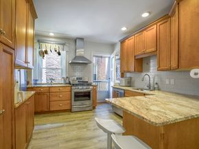 12 Colbourne Crescent 1, Brookline MA 02445