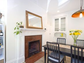 12 Colbourne Crescent 1, Brookline MA 02445