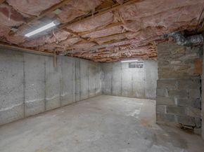 55 Central Ave, Paxton MA 01612