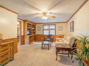 55 Central Ave, Paxton MA 01612