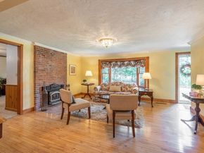 55 Central Ave, Paxton MA 01612