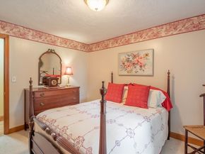 55 Central Ave, Paxton MA 01612