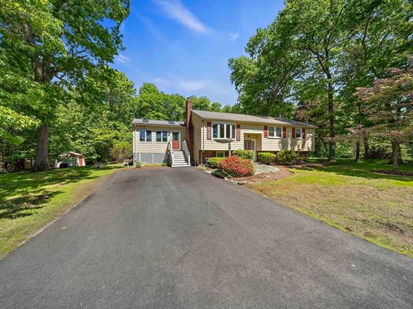 156 Third St, Stoughton MA 02072