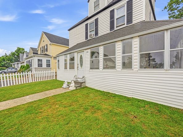 20 Bell St, Quincy MA 02169