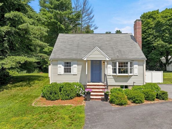 127 Elm St, North Reading MA 01864