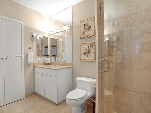 4775 Collins Ave 4005, Miami Beach FL 33140