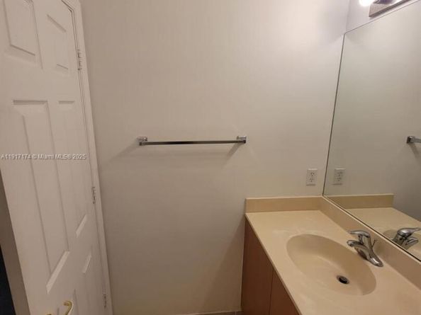 8208 SW 25th Ct 103, Miramar FL 33025