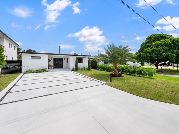 2735 SW 65th Ave, Miami FL 33155