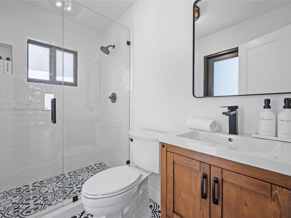 2735 SW 65th Ave, Miami FL 33155