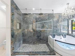 6180 Pine Tree Dr, Miami Beach FL 33140