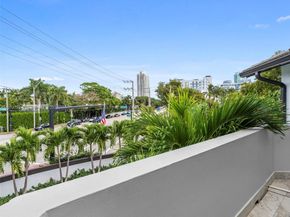 6180 Pine Tree Dr, Miami Beach FL 33140
