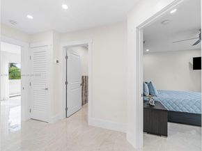 6180 Pine Tree Dr, Miami Beach FL 33140