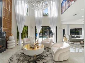 6180 Pine Tree Dr, Miami Beach FL 33140